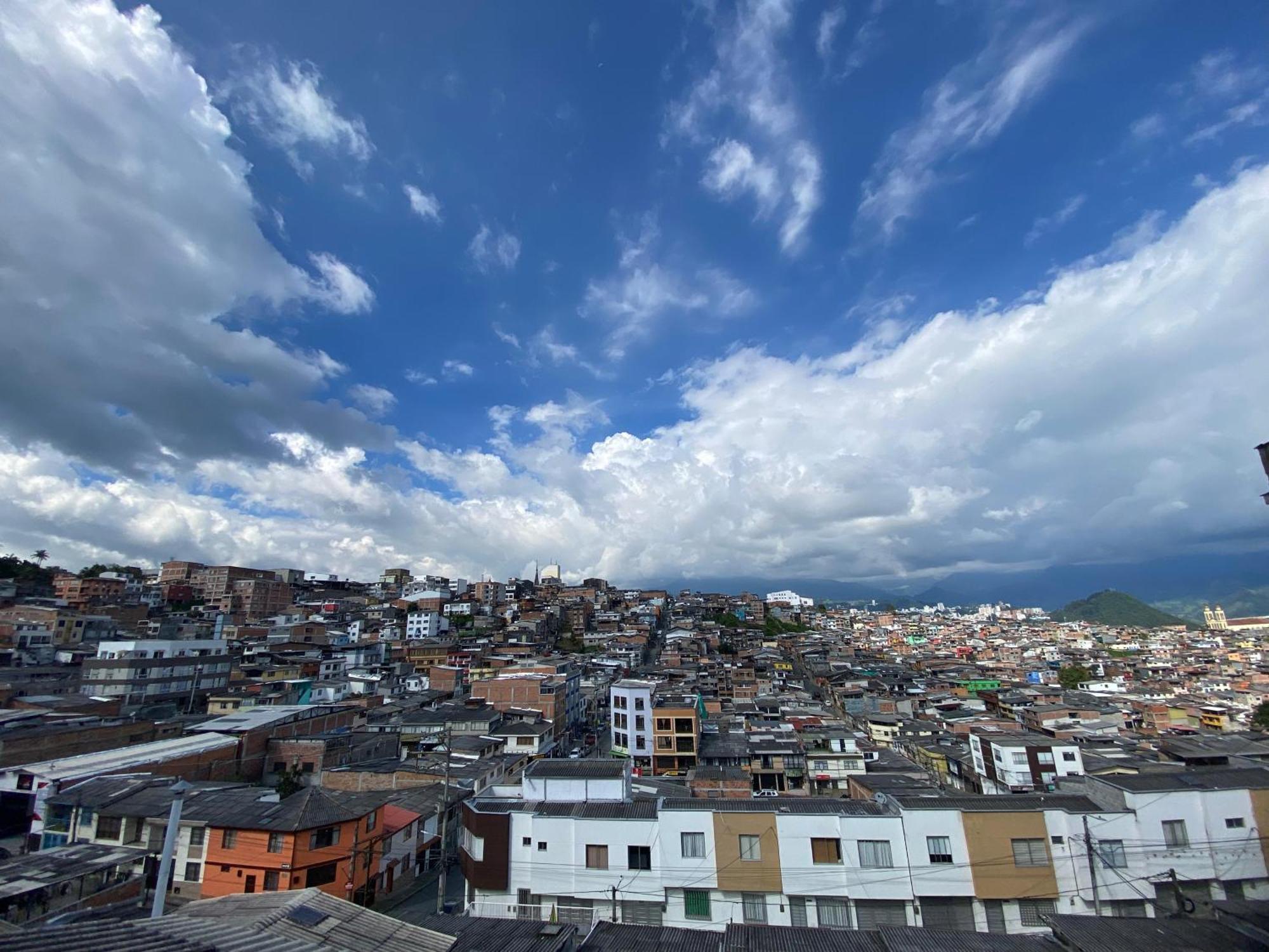 Casa Privada En Manizales Exclusiva Y Comoda Totalmente Equipada Contiguo A La Monumental Plaza De Toros, Cerca Al Mirador De Chipre Y Al Centro Historico De La Ciudad Villa Exterior photo